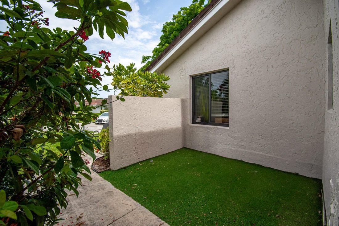 House in Boca Raton, Florida, United States 3 - 18069607
