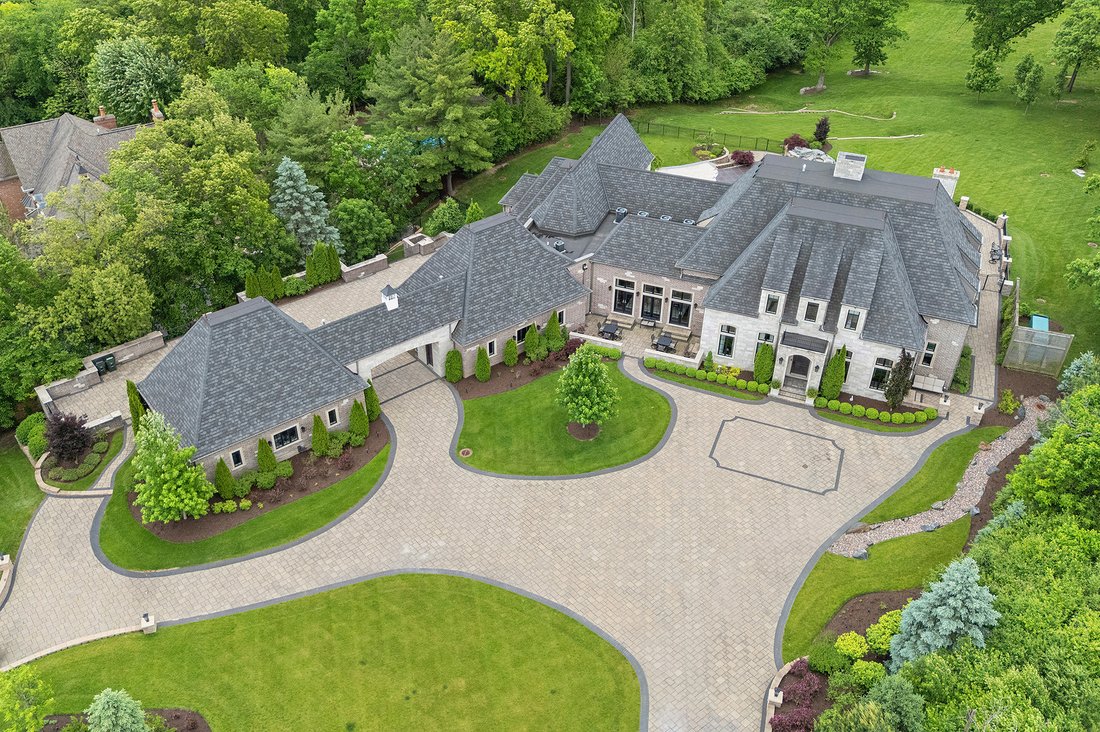 House in Burr Ridge, Illinois, United States 2 - 18072277