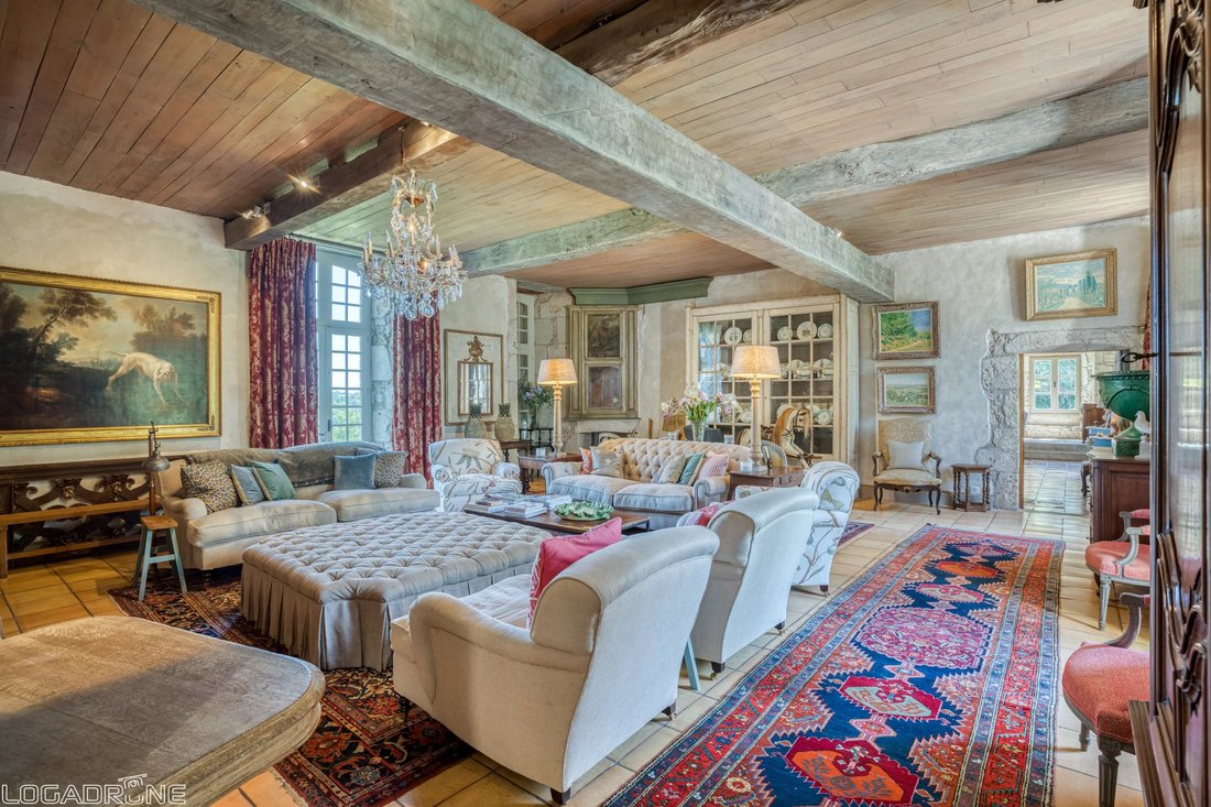 House in Saint-Antoine-de-Breuilh, Nouvelle-Aquitaine, France 4 - 17933459