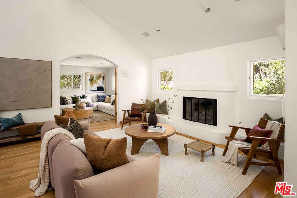 House in Los Angeles, California, United States 4 - 18074818