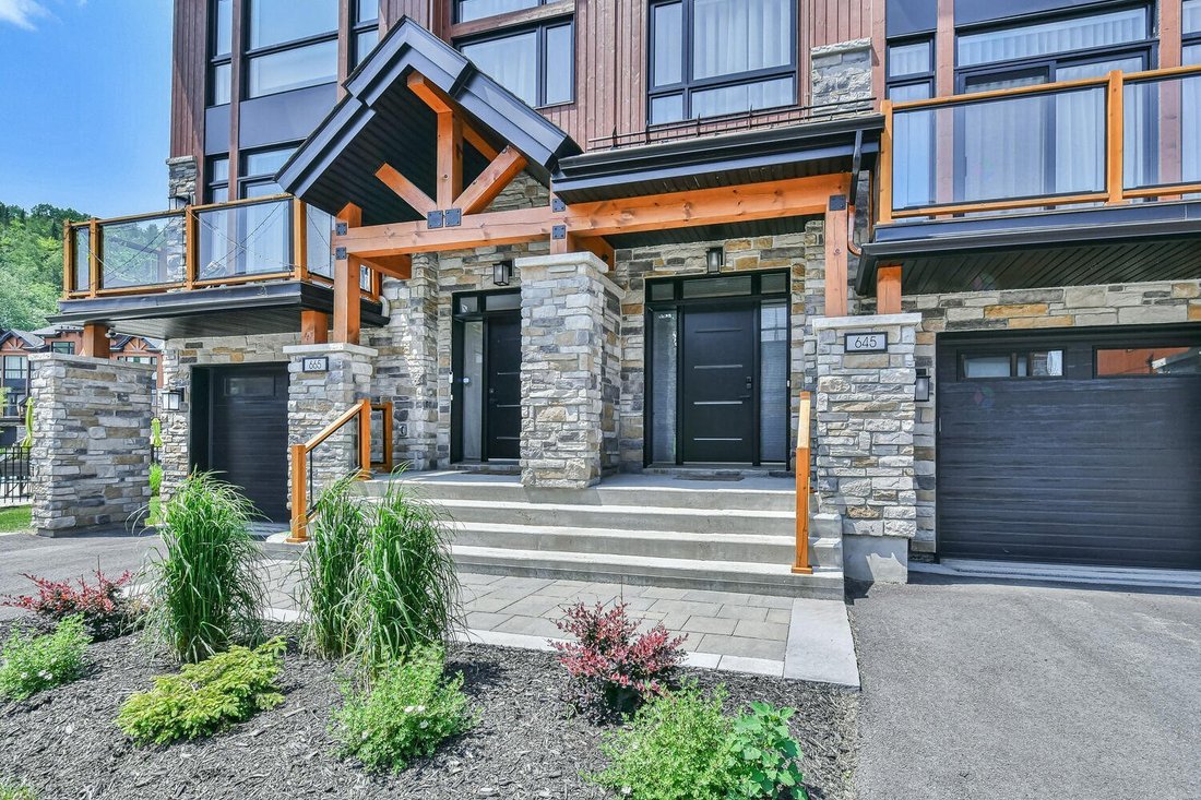 House in Mont-Tremblant, Quebec, Canada 1 - 17015536