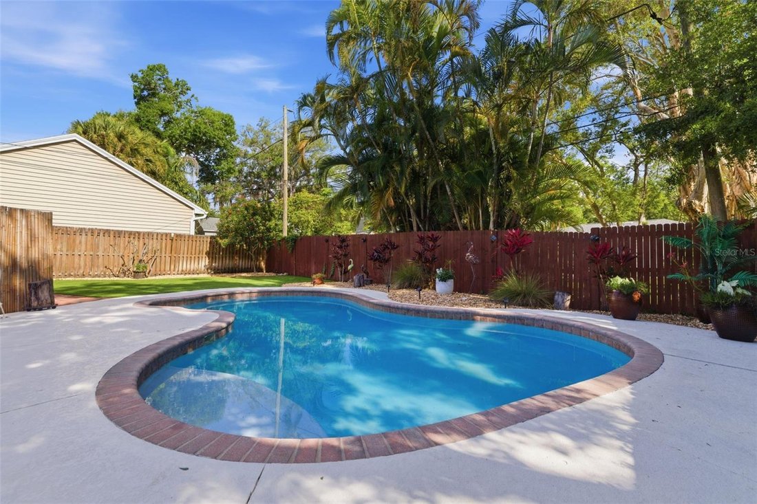 House in St. Petersburg, Florida, United States 4 - 18072059