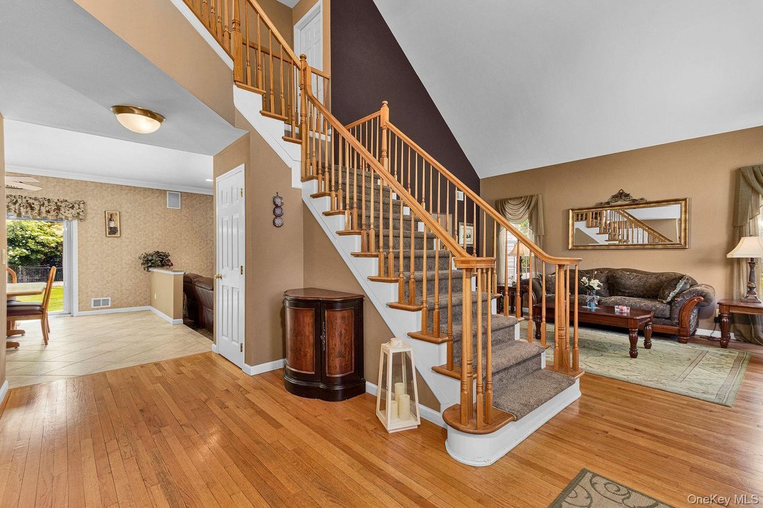 House in Miller Place, New York, United States 3 - 18072759