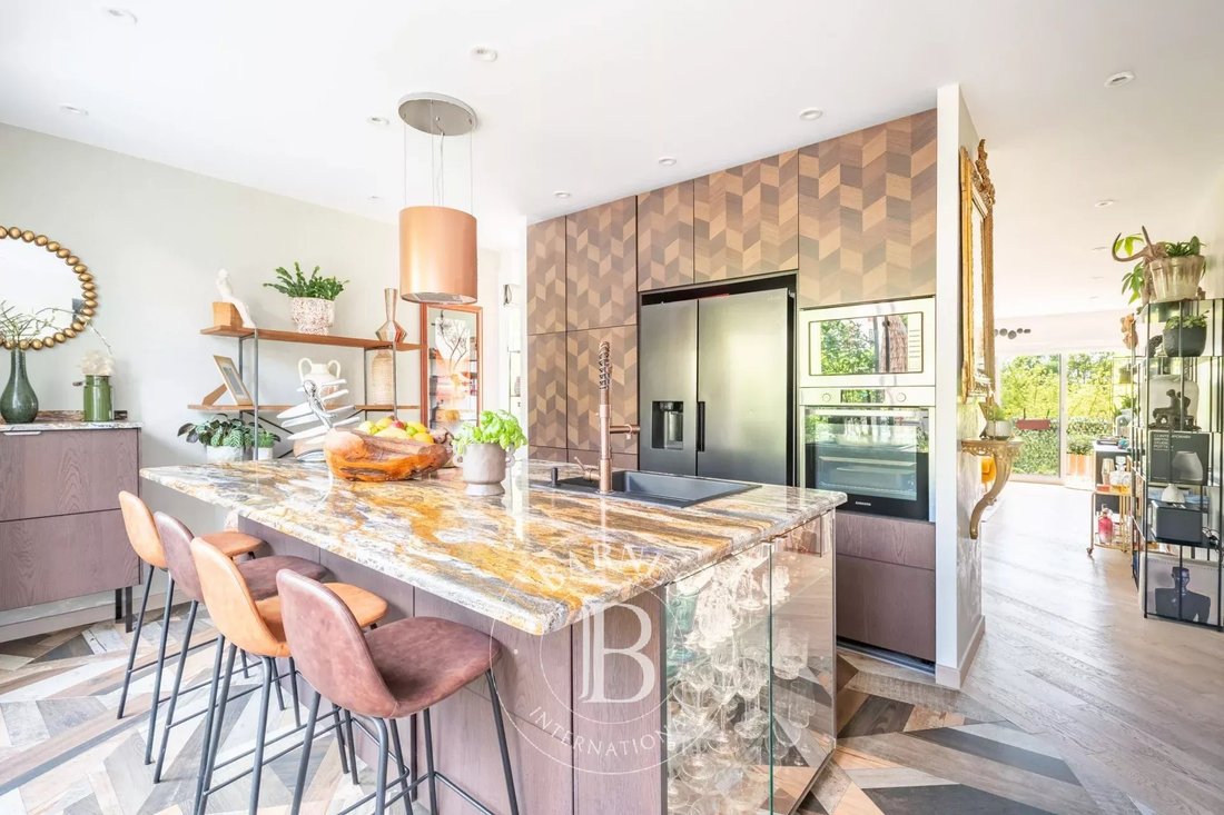Apartment in Victor Hugo-Belvédère, Saint-Germain-en-Laye, France 4 - 18073125