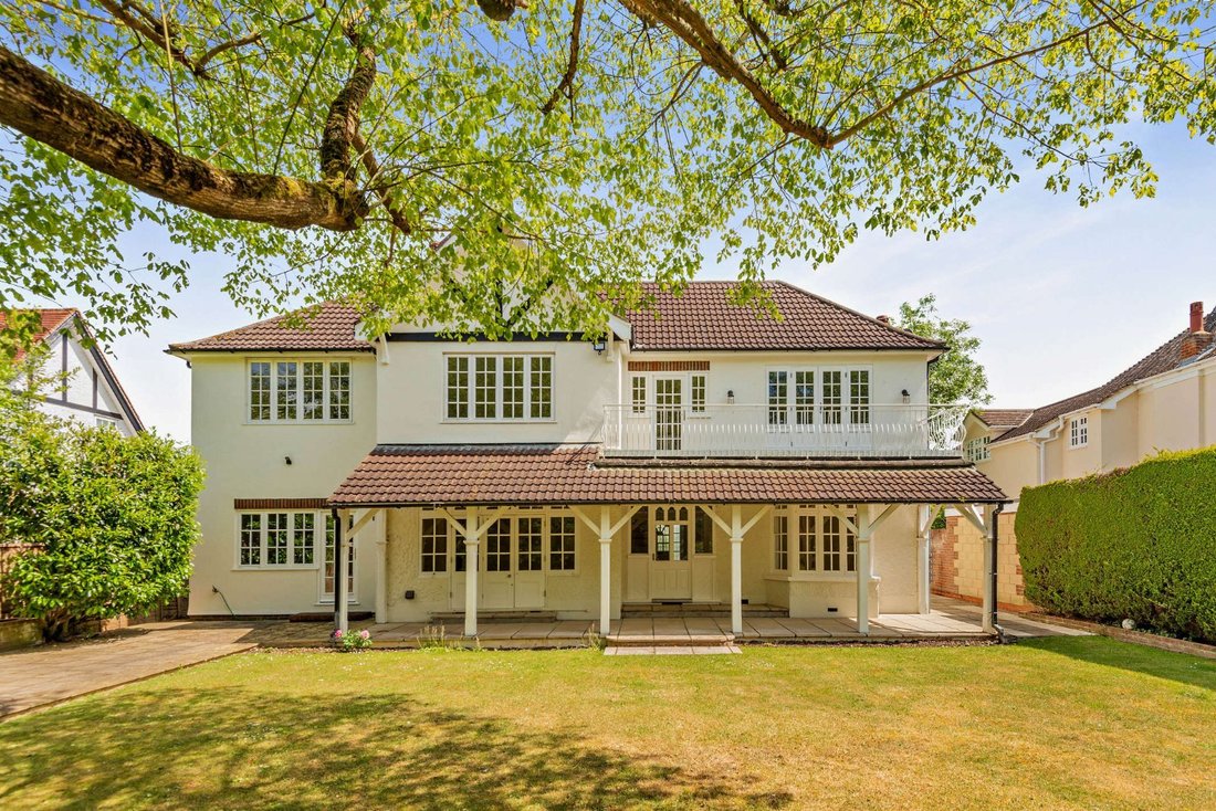 House in Dorney, England 1 - 18072782