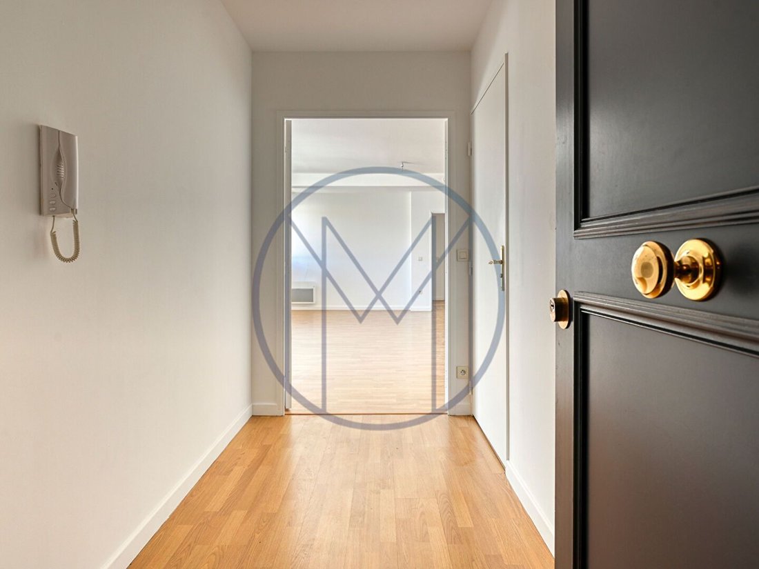 Apartment in Domaine National du Château, Versailles, France 2 - 18072368