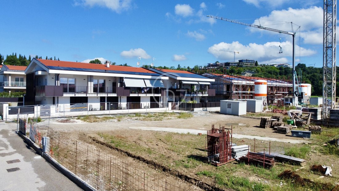 Apartment in Hill Zone, Padenghe sul Garda, Lombardy 3 - 17931405