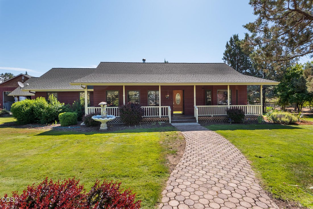 House in Madras, Oregon, United States 1 - 18076035