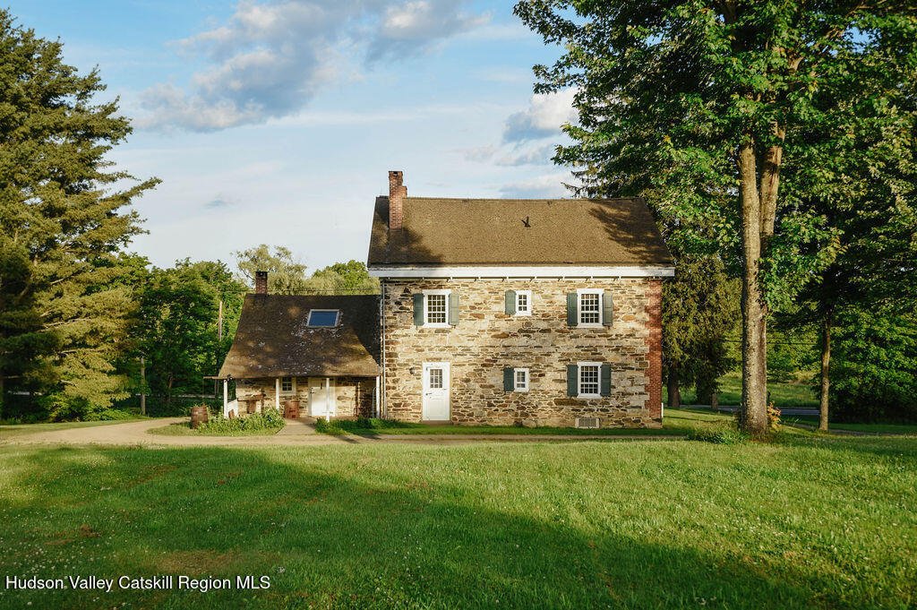 House in New Paltz, New York, United States 1 - 18069108