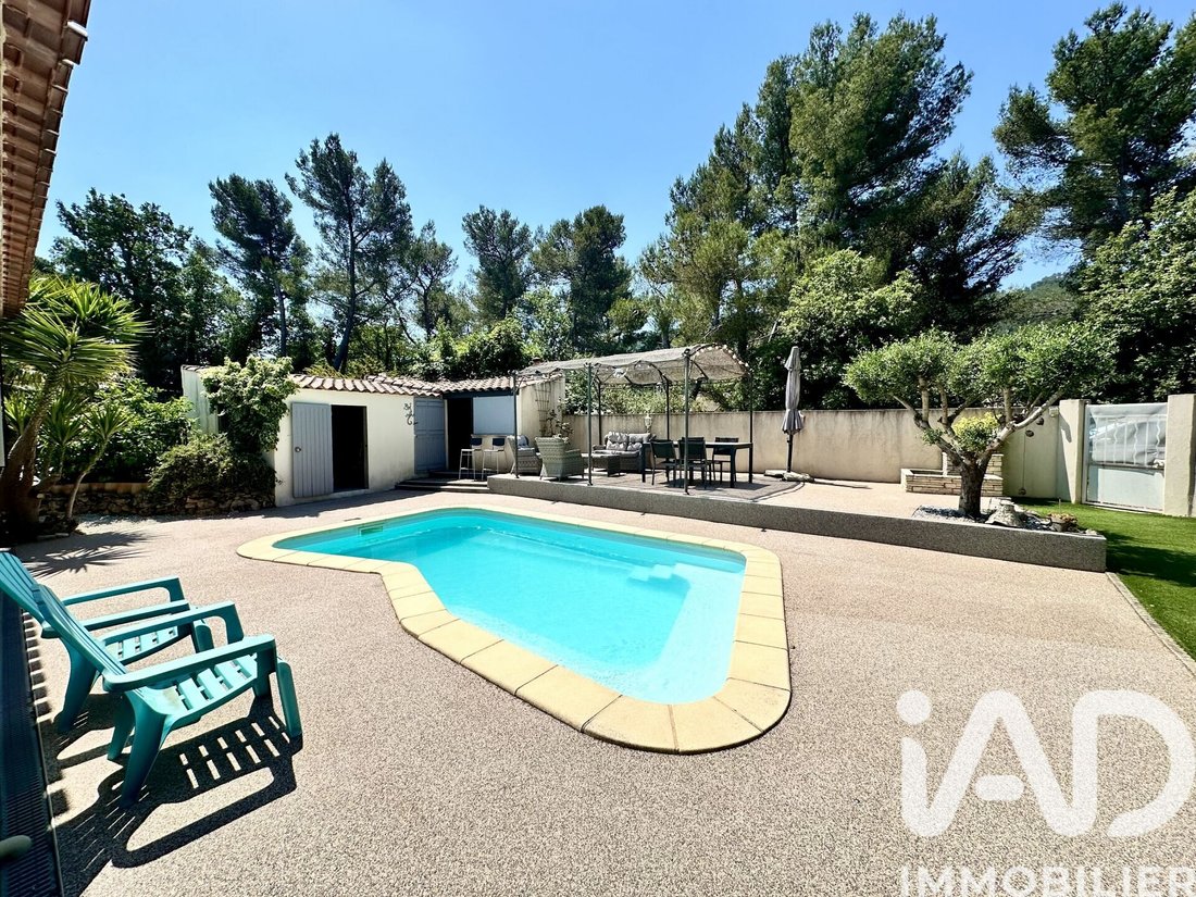 House in Saint-Savournin, Provence-Alpes-Côte d'Azur, France 1 - 18076598