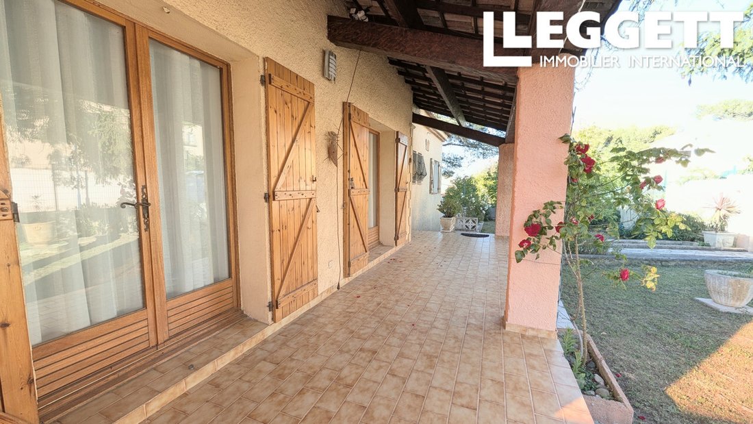 Villa in Carnoux-en-Provence, Provence-Alpes-Côte d'Azur, France 3 - 15492063