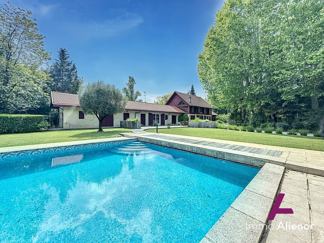 House in Sardine-Chiquet, Pessac, France 1 - 18078094