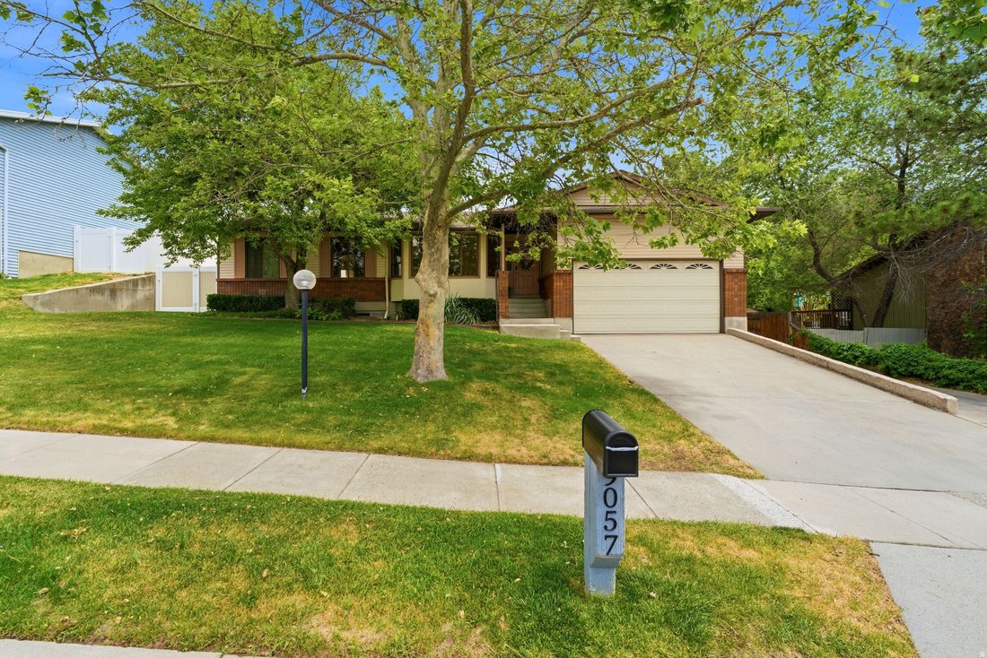 House in Sandy, Utah, United States 1 - 18076474
