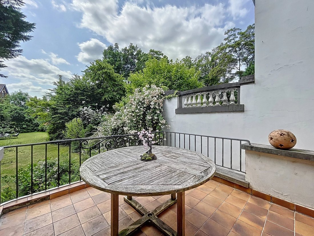 Uccle, Brussels, Belgium 5 - 18073227