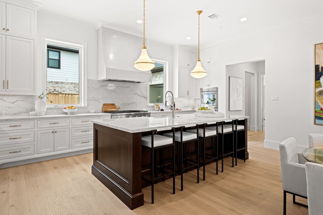 House in Houston, Texas, United States 3 - 18074265