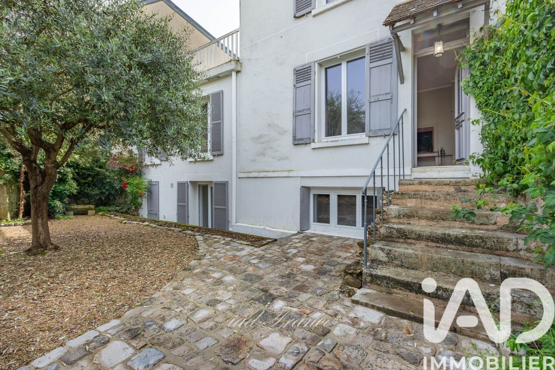 House in Orgeval, Ile-de-France, France 1 - 18076594