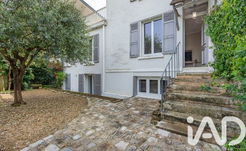 House in Orgeval, Ile-de-France, France 1