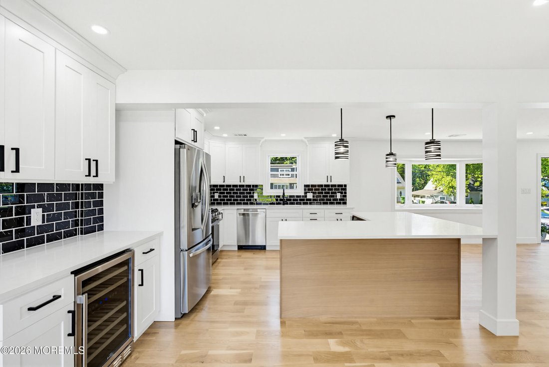 House in Sayreville, New Jersey, United States 1 - 18078385
