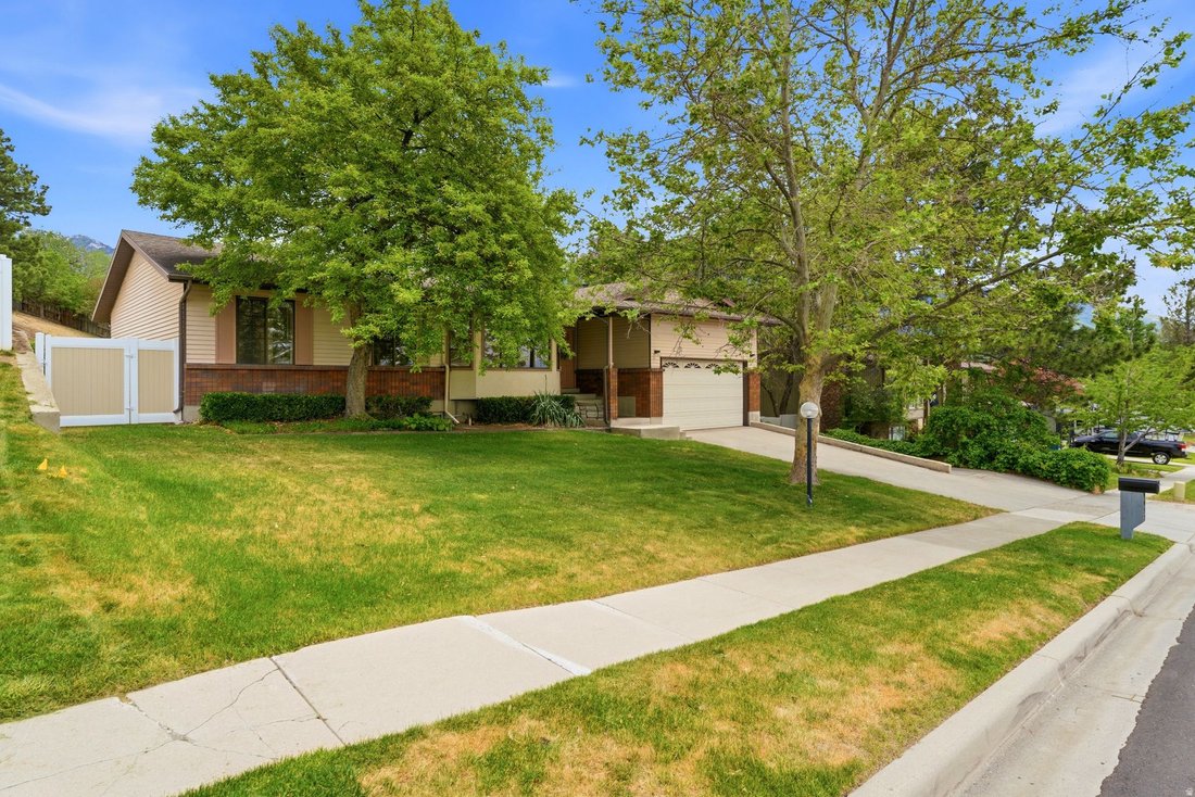 House in Sandy, Utah, United States 4 - 18076474