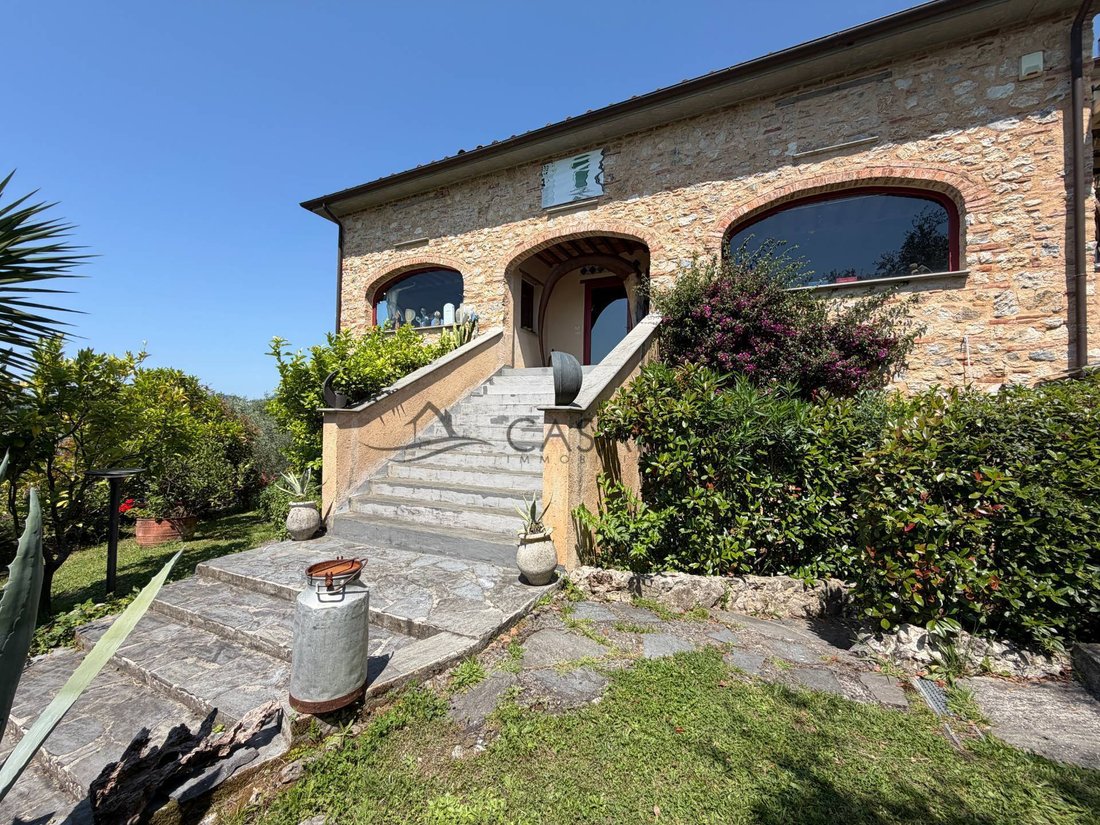 House in Camaiore, Tuscany, Italy 4 - 16463688
