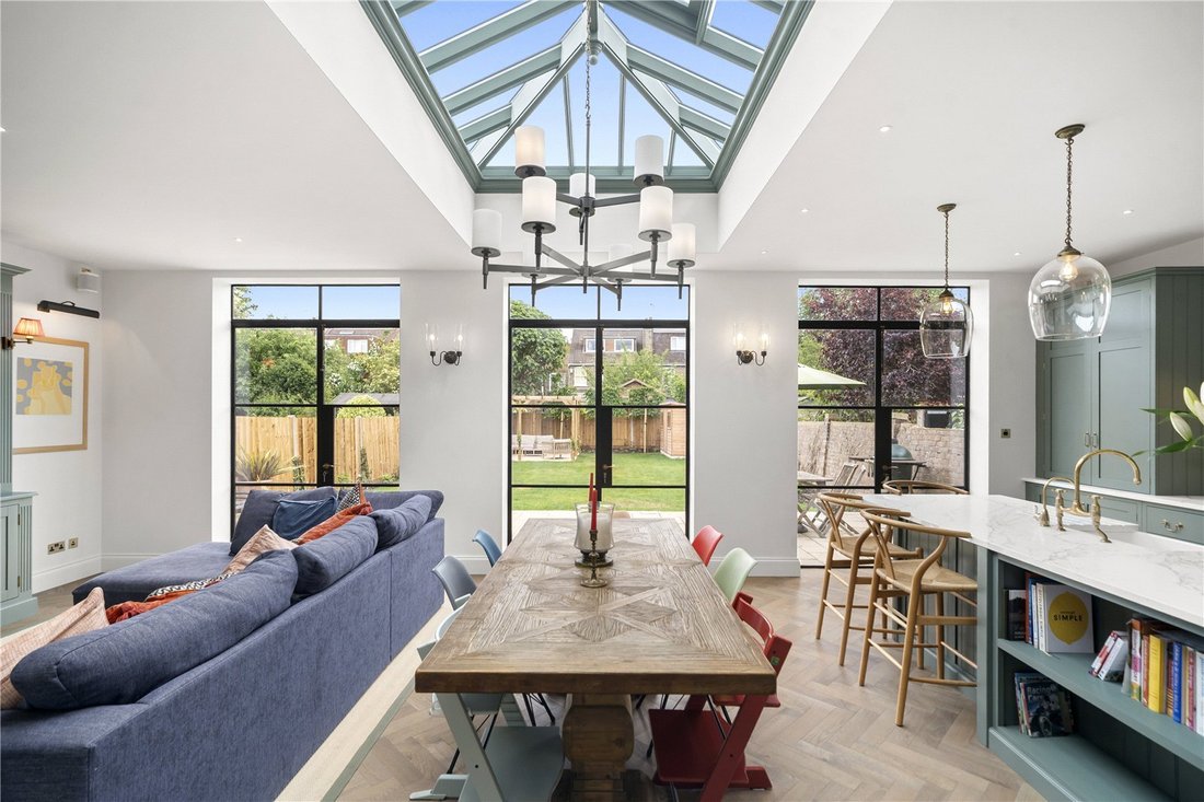 House in Castelnau, Richmond Upon Thames, England 1 - 18075787