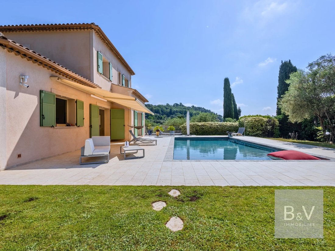 Villa in Châteauneuf-Grasse, Provence-Alpes-Côte d'Azur, France 5 - 18073246