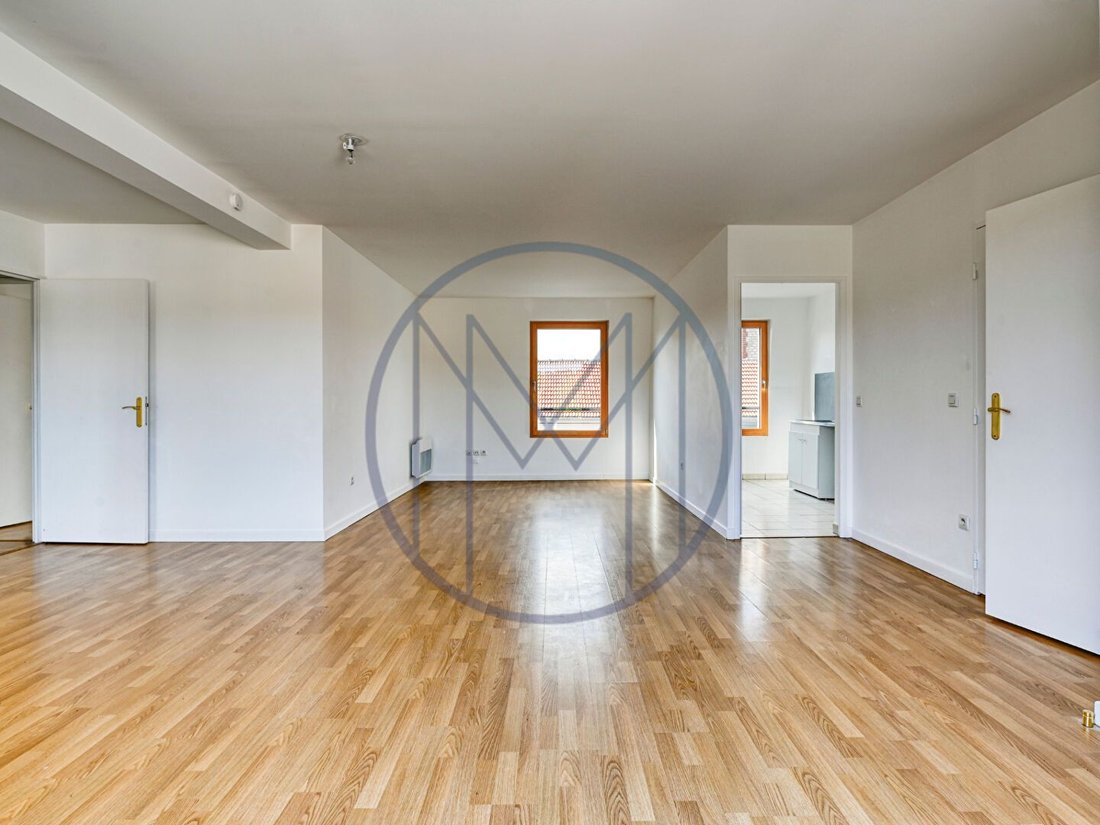 Apartment in Domaine National du Château, Versailles, France 5 - 18072368