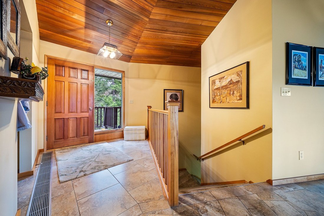 House in Lake Country, British Columbia, Canada 5 - 18076569