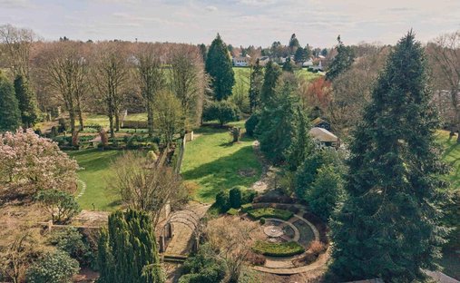 Land in Sint-Genesius-Rode, Flanders, Belgium 1