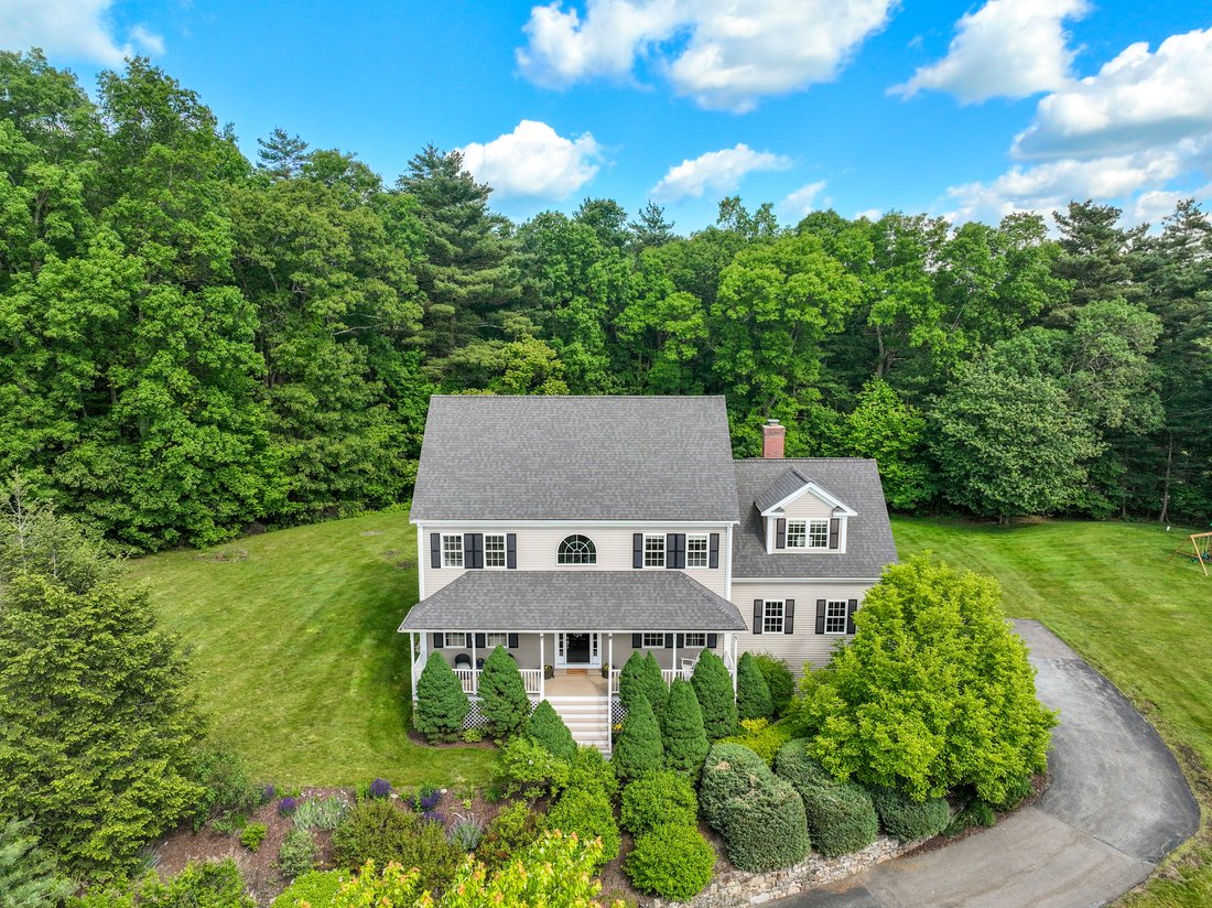 House in Southborough, Massachusetts, United States 4 - 18072706