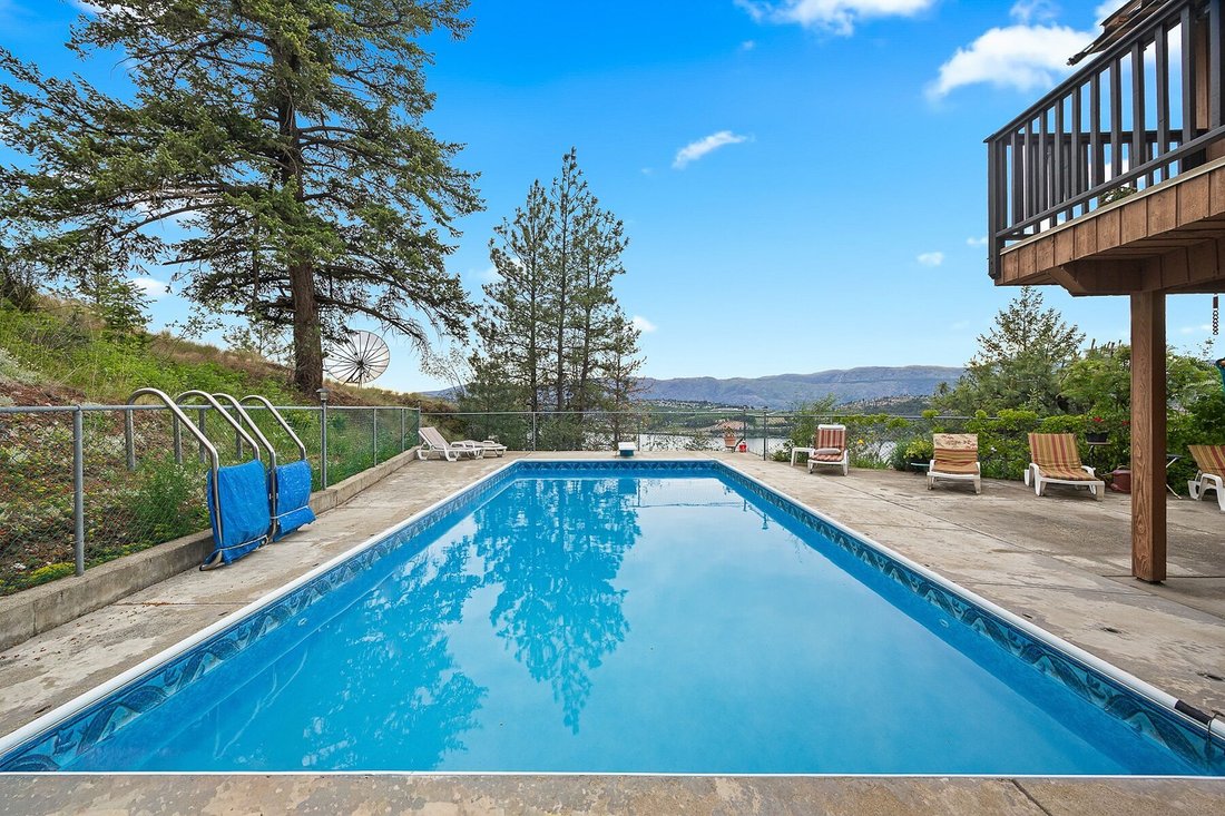 House in Lake Country, British Columbia, Canada 4 - 18076569