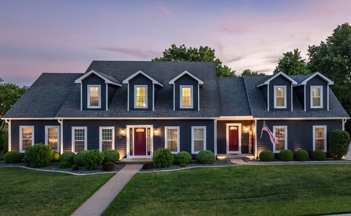 House in Bettendorf, Iowa, United States 1
