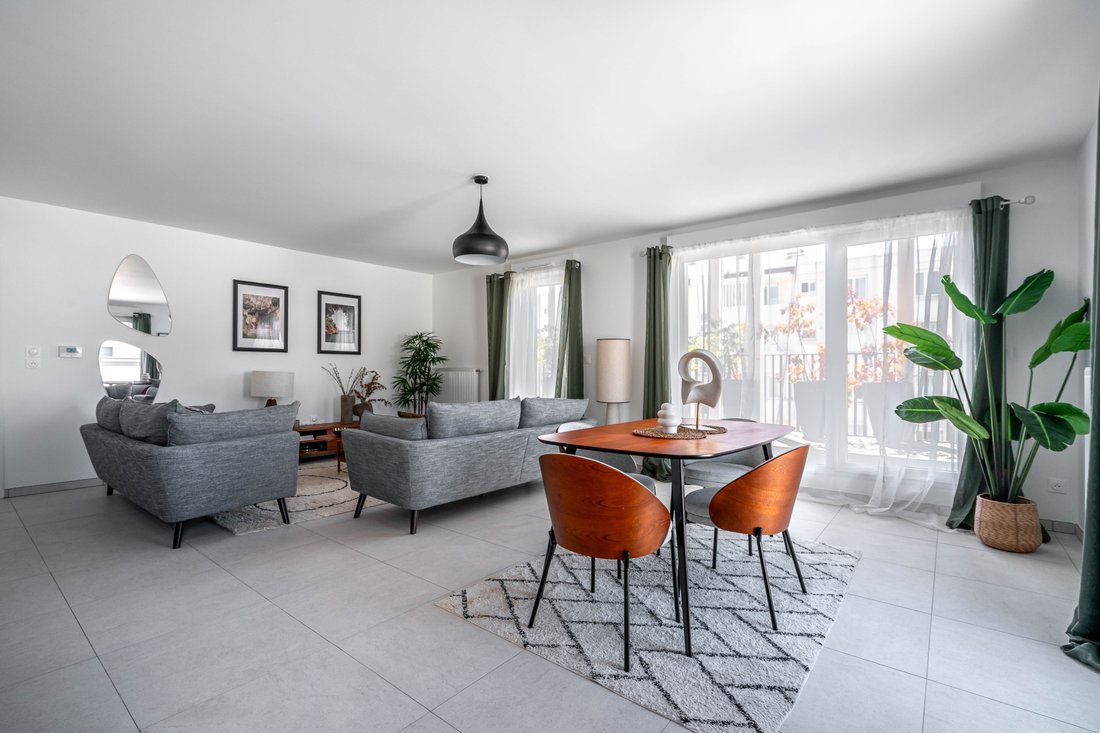 Apartment in Francheville le Haut-Bruissin, Francheville, France 4 - 18075426