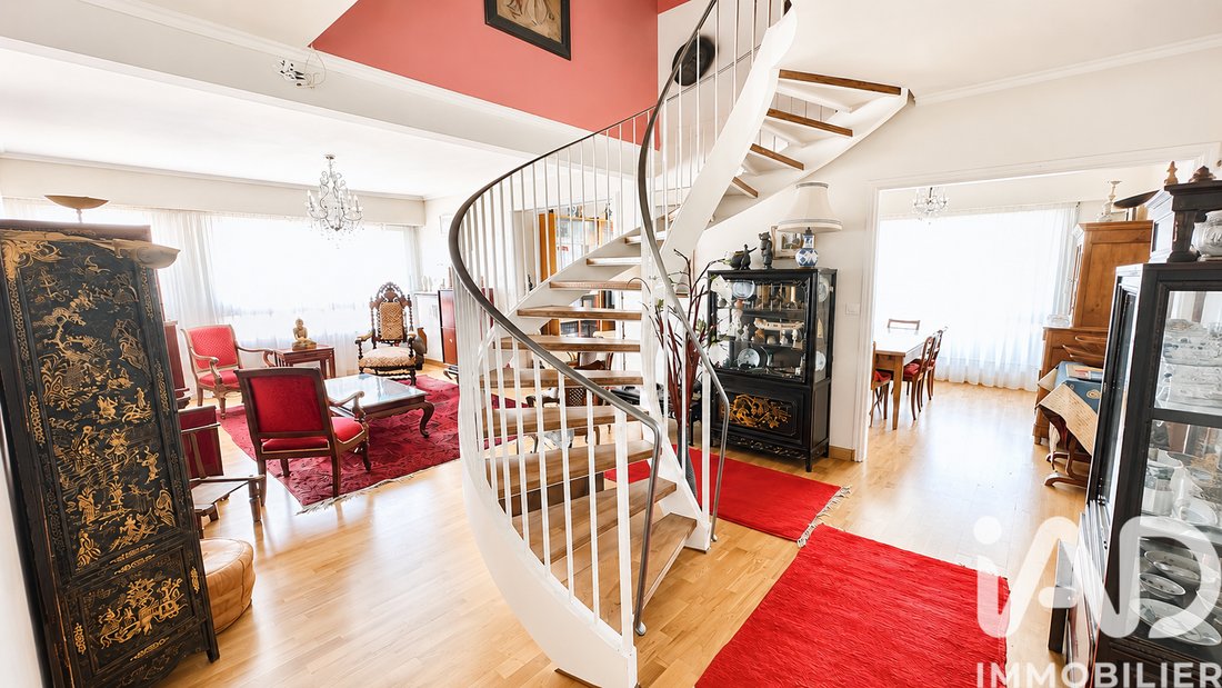 Apartment in Hôtel de Ville, Courbevoie, France 2 - 18076823