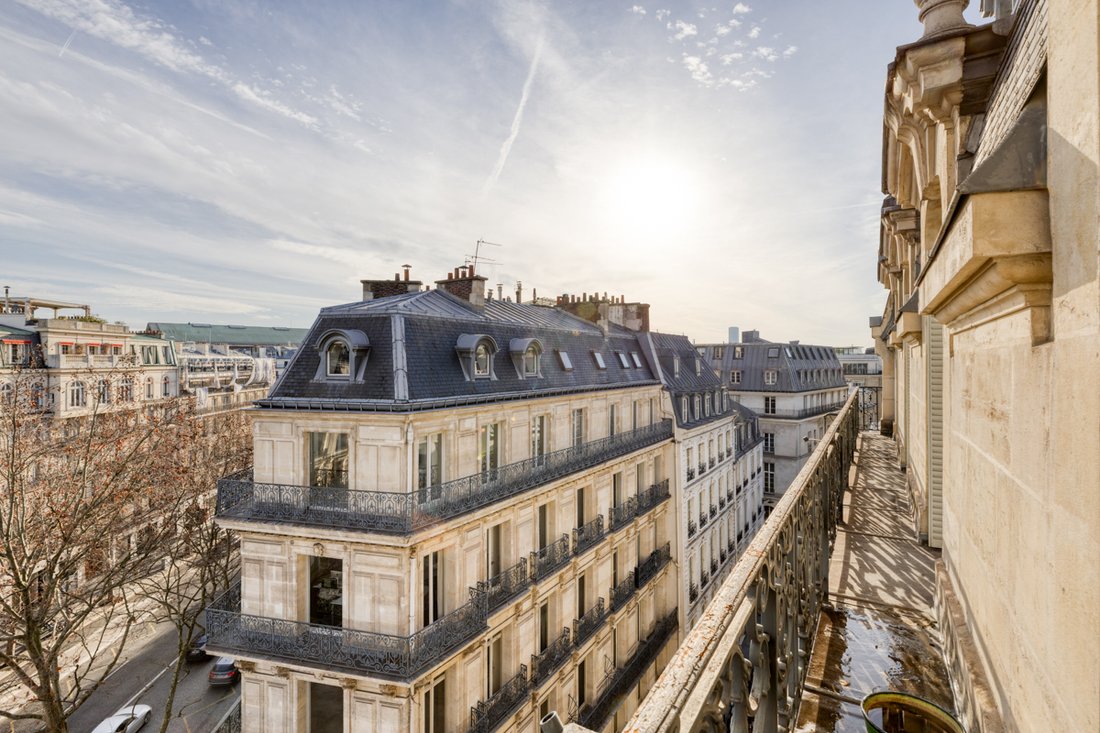 Apartment in Elysées-Madeleine, Paris 8e Arrondissement, Paris 2 - 18075372