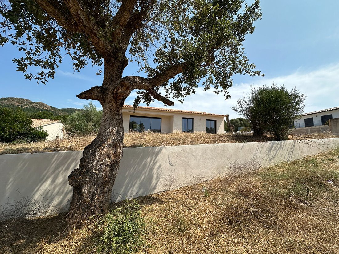 Villa in Zonza, Corsica, France 1 - 18073608