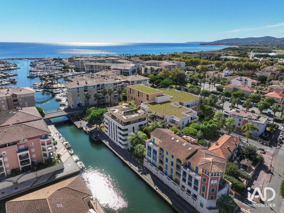 Apartment in Le Mas Port Fréjus, Frejus, France 3 - 18075550