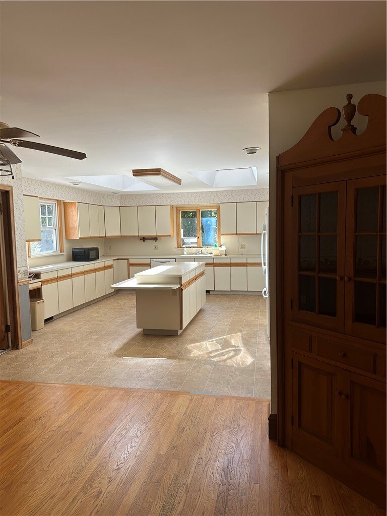 House in Smithfield, Rhode Island, United States 4 - 18078707