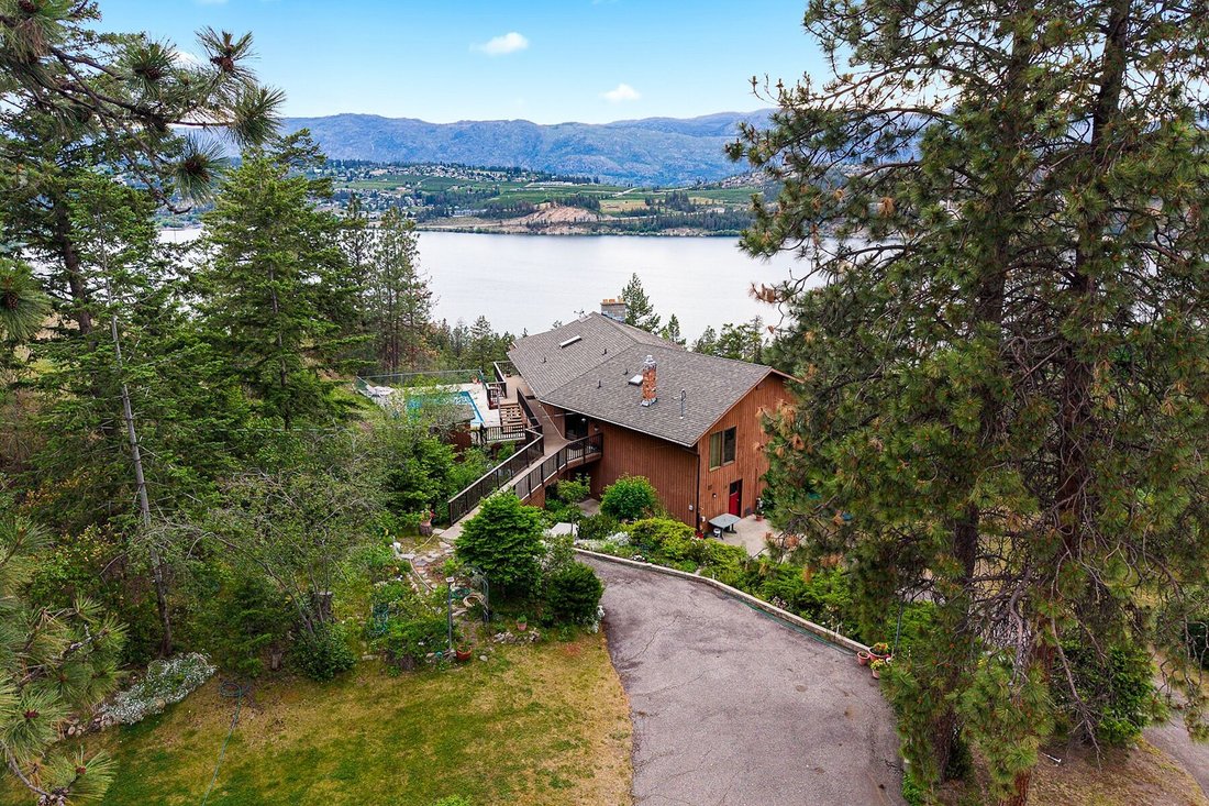 House in Lake Country, British Columbia, Canada 3 - 18076569