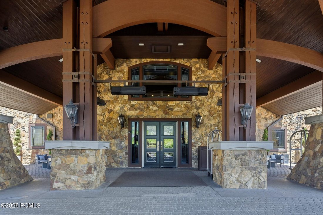 Condo in Park City, Utah, United States 4 - 18074295