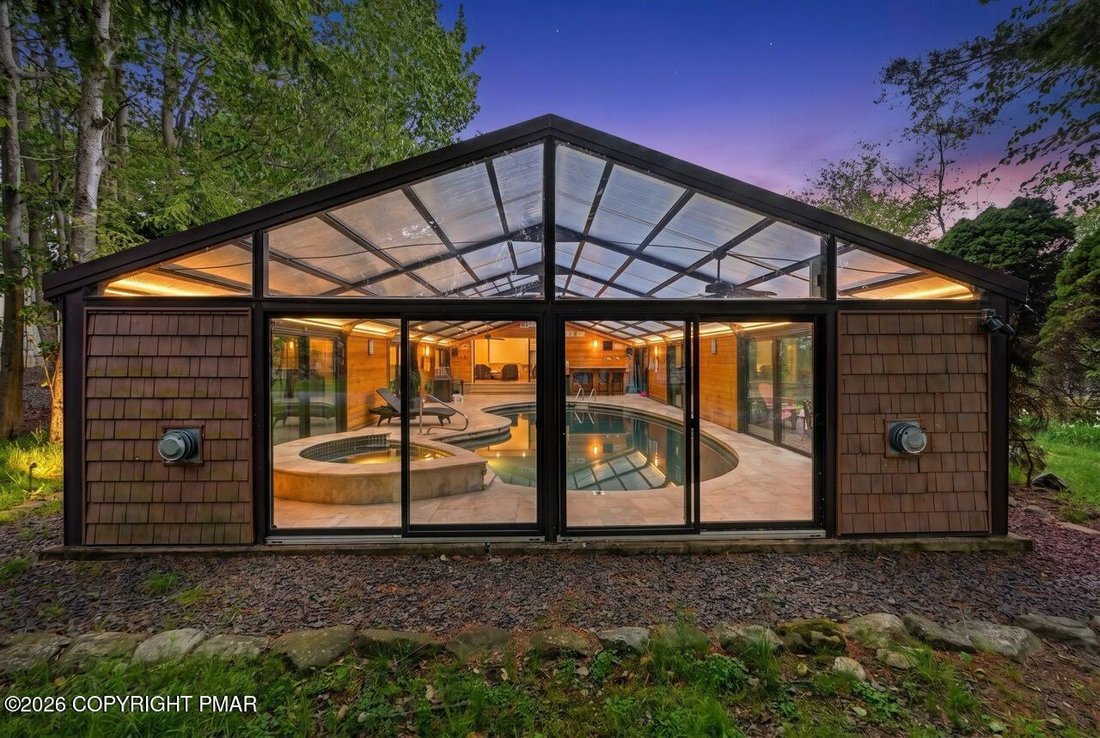 House in Tobyhanna, Pennsylvania, United States 5 - 18076009