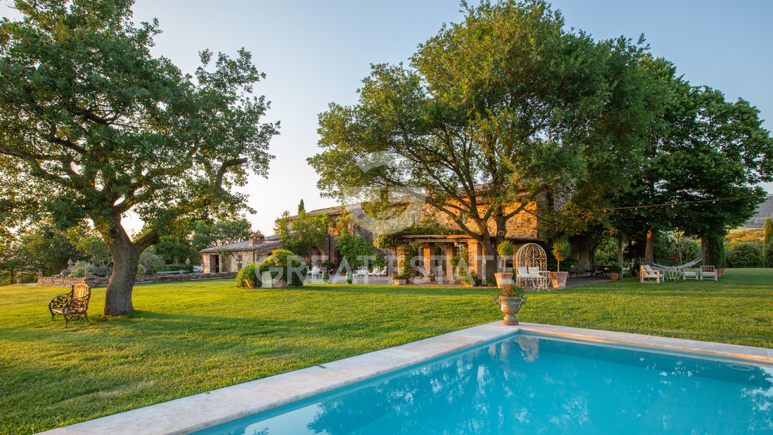Estate in Sarteano, Tuscany, Italy 1 - 17696884
