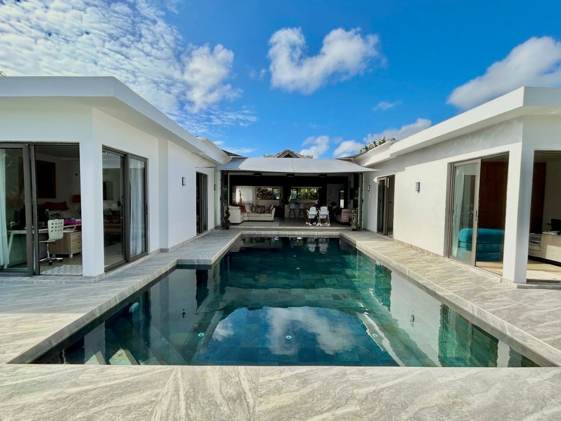 House in Grand Baie, Rivière du Rempart District, Mauritius 1 - 18073656