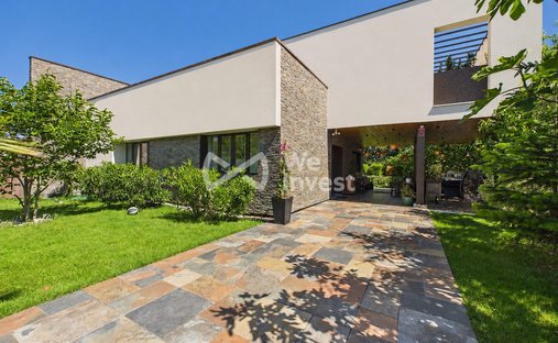 Villa a Thabor-Pelouse, Montgeron, Francia 1