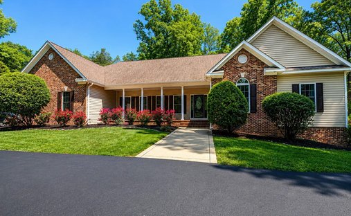 House in Spotsylvania Courthouse, Virginia, United States 1