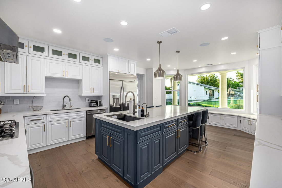 House in Mesa, Arizona, United States 3 - 18076074