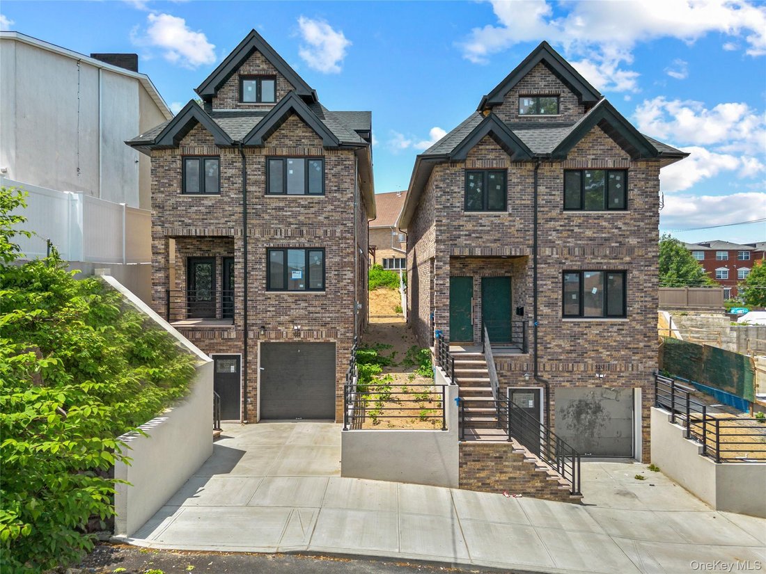 House in New York, New York, United States 1 - 17668055