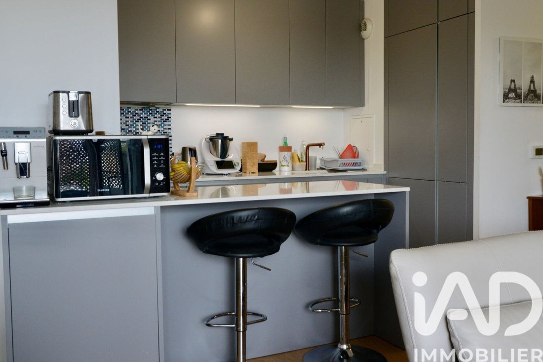 Apartment in Brossolette-Vieux Bourg-Malraux, Châtillon, France 5 - 18076523