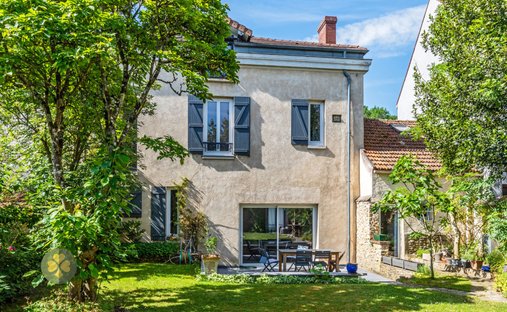 House in Thoiry, Ile-de-France, France 1