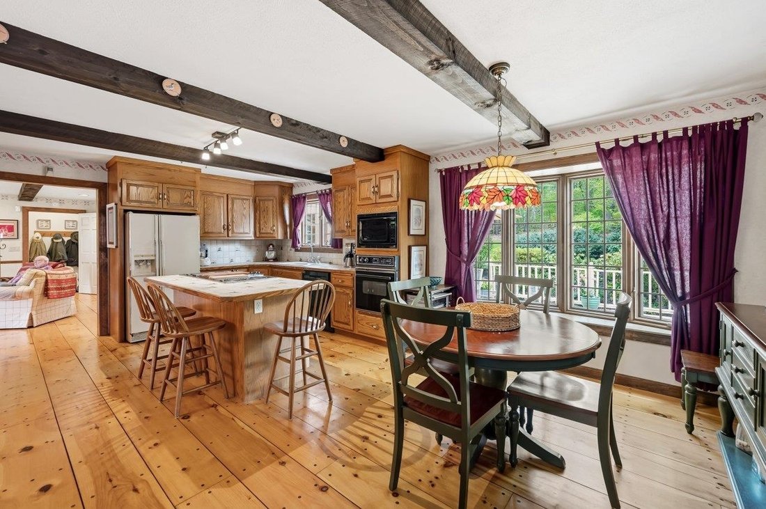 House in Stratham, New Hampshire, United States 3 - 18079579